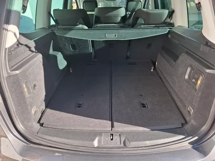 Volkswagen Sharan 2016 photo 3