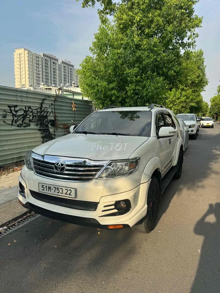 Toyota Fortuner 2016 photo 2