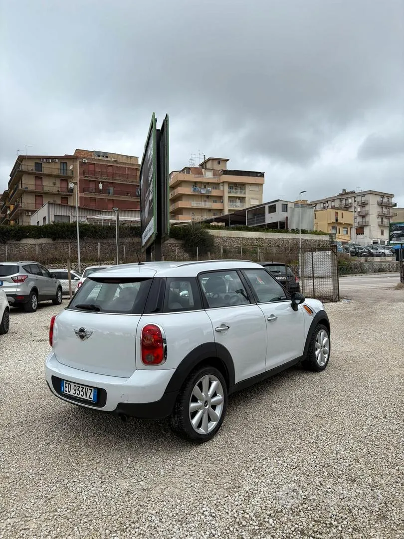 Mini Countryman 2011 photo 2