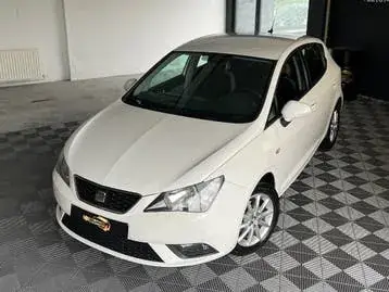 Seat Ibiza 2016 photo 2