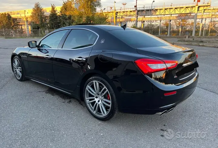 Maserati Ghibli 2015 photo 2