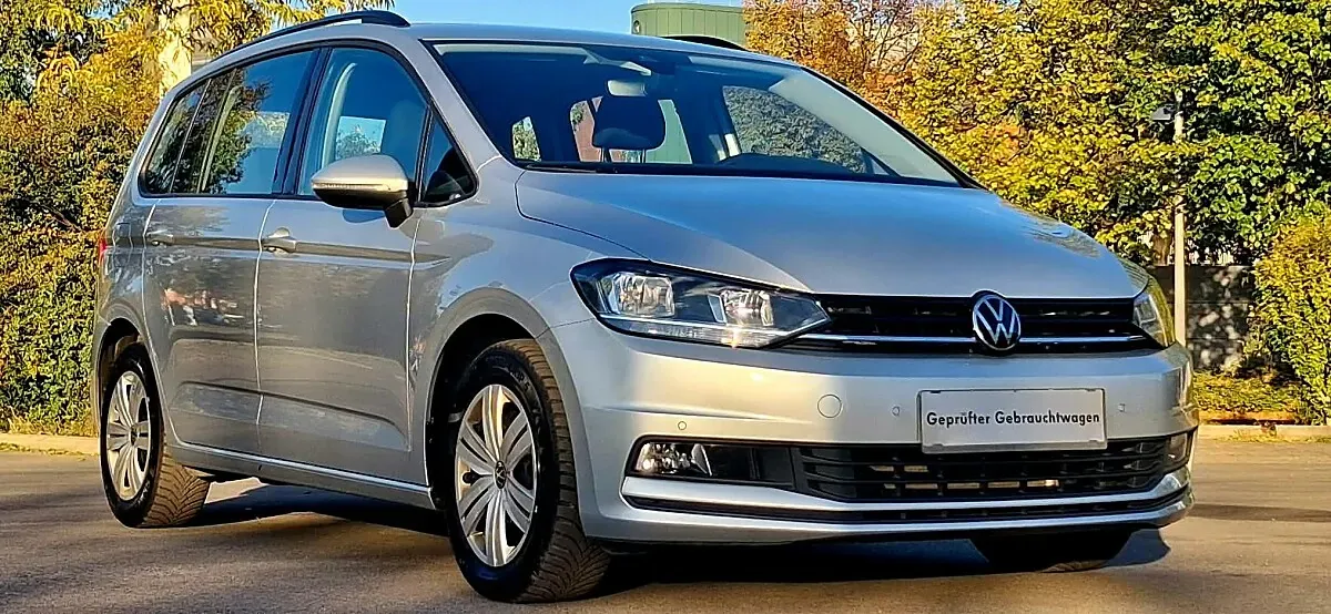 Volkswagen Touran 2023 photo 3