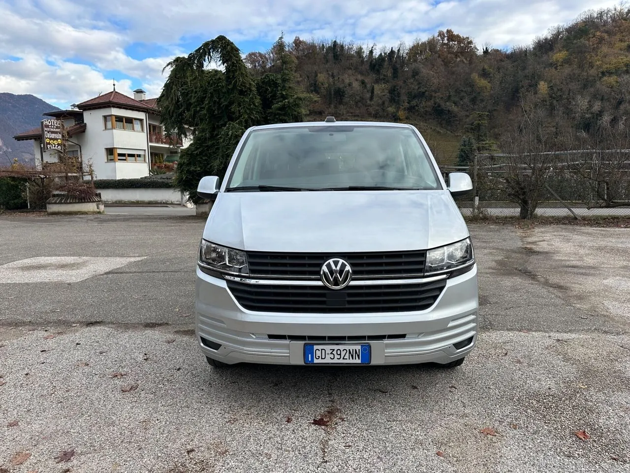 Volkswagen Caravelle