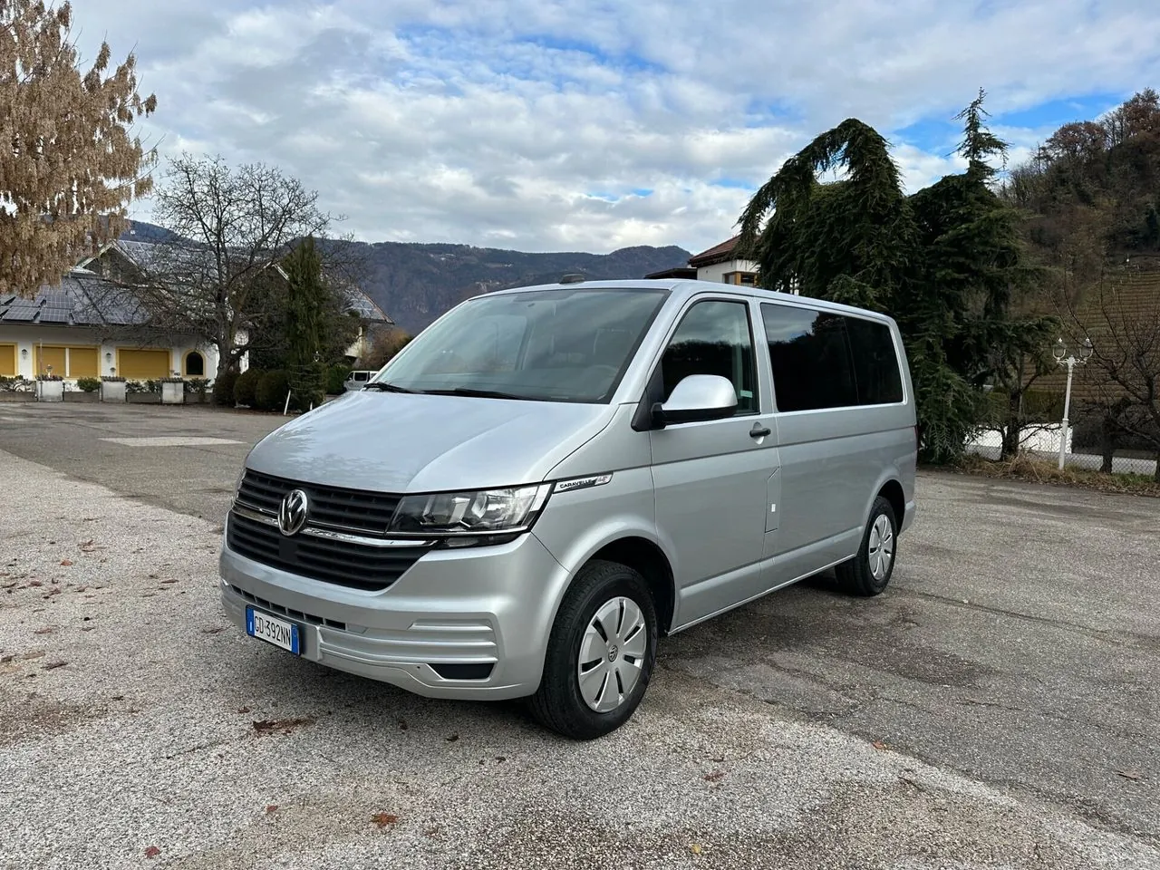 Volkswagen Caravelle 2021 photo 2