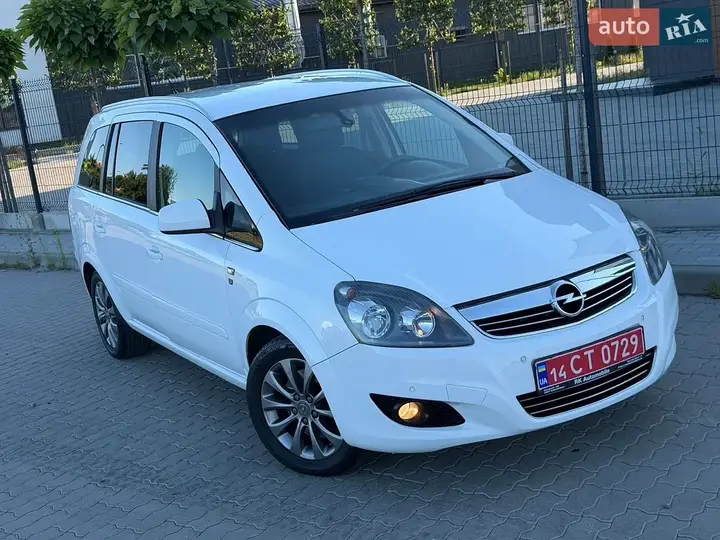 Opel Zafira 2010 photo 3