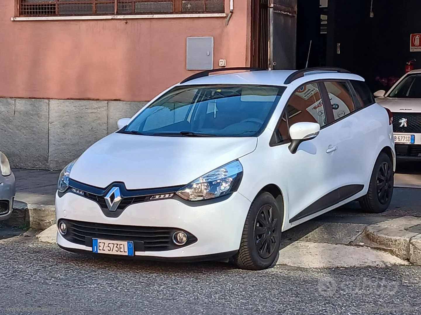 Renault Clio 2015 photo 3