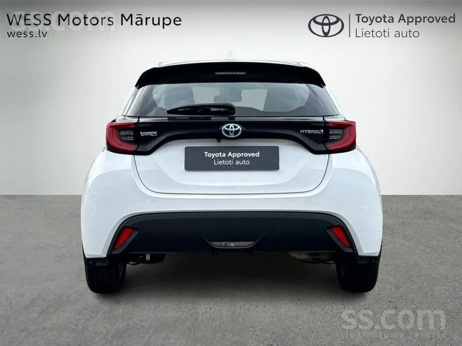 Toyota Yaris 2023 photo 4