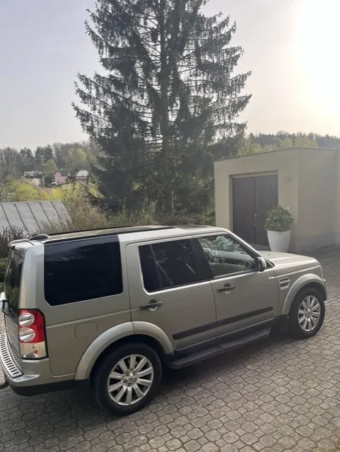 Land Rover Discovery 2012 photo 4
