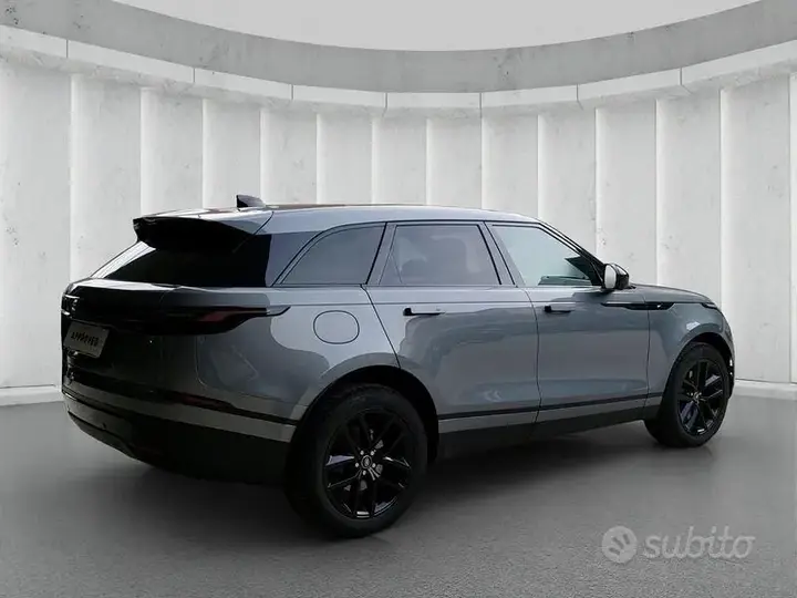 Land Rover Velar 2025 photo 2