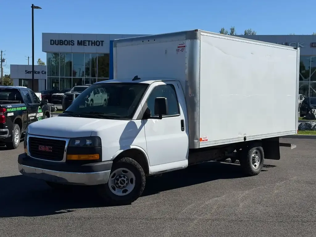 GMC Savana