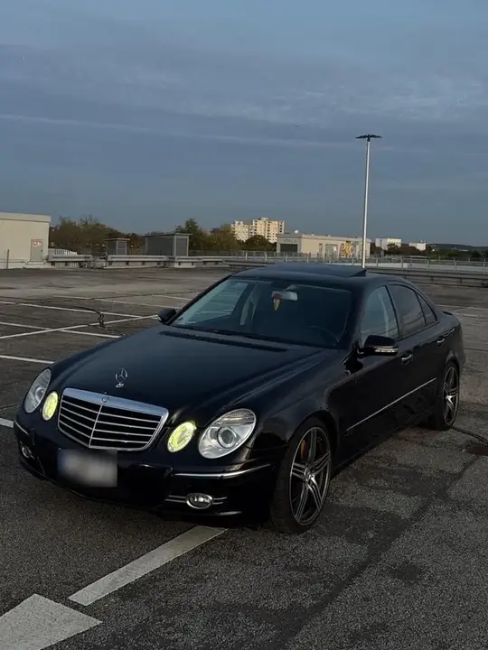 Mercedes-Benz E 500