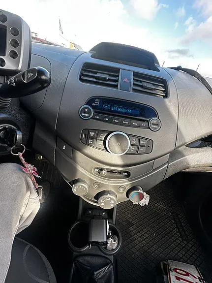 Chevrolet Spark 2012 photo 4