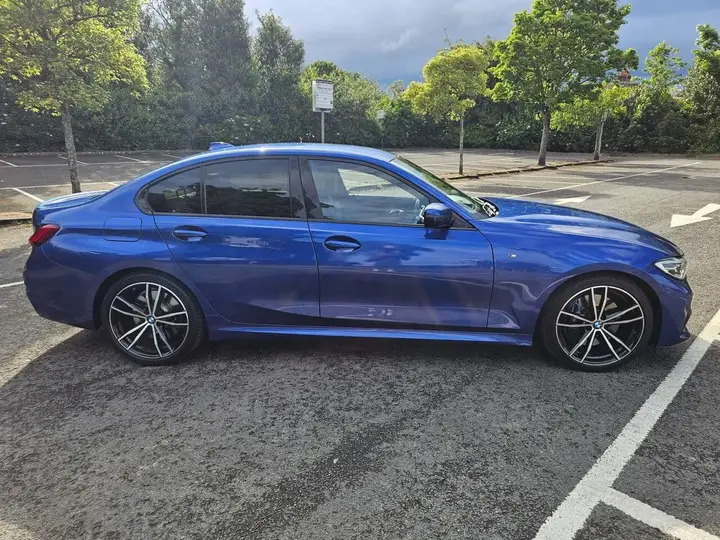 BMW 3 Series 2019 photo 4