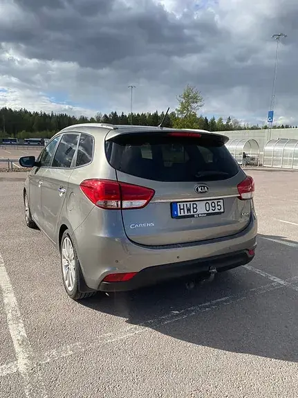 Kia Carens 2014 photo 3