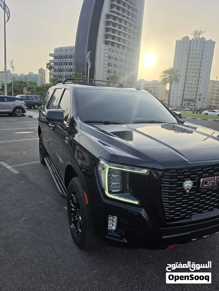 GMC Yukon 2021 photo 2