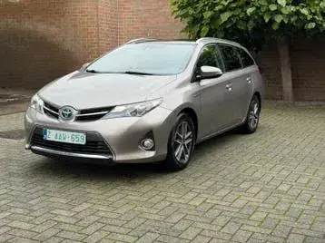 Toyota Auris 2015 photo 3