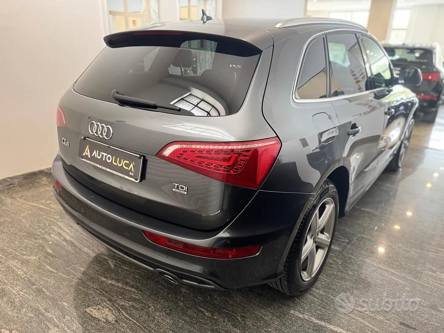 Audi Q5 2010 photo 4
