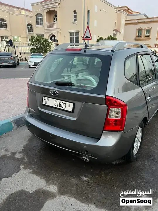 Kia Carens 2013 photo 3