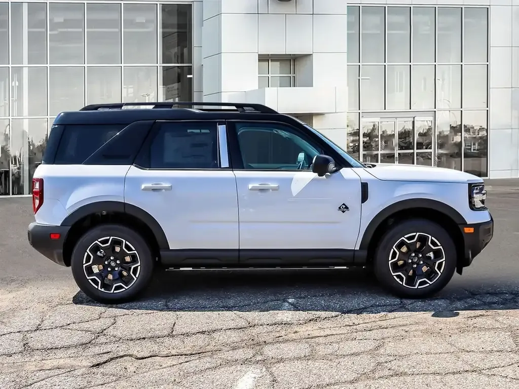 Ford Bronco Sport 2026 photo 3