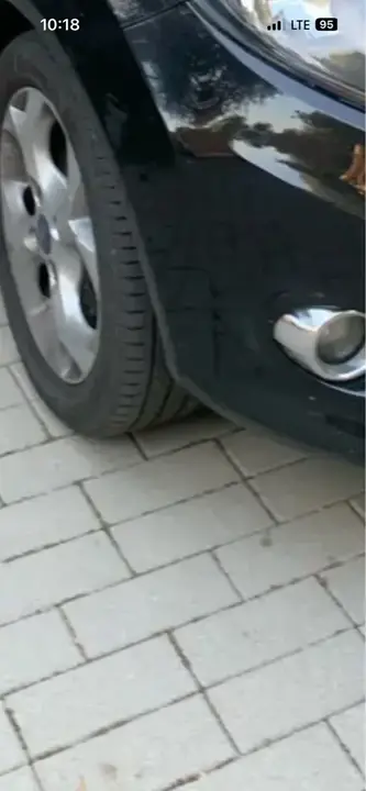 Ford Fiesta 2012 photo 2