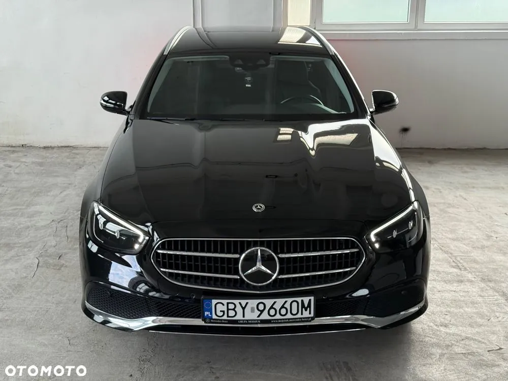 Mercedes-Benz E-Class 2022 photo 4