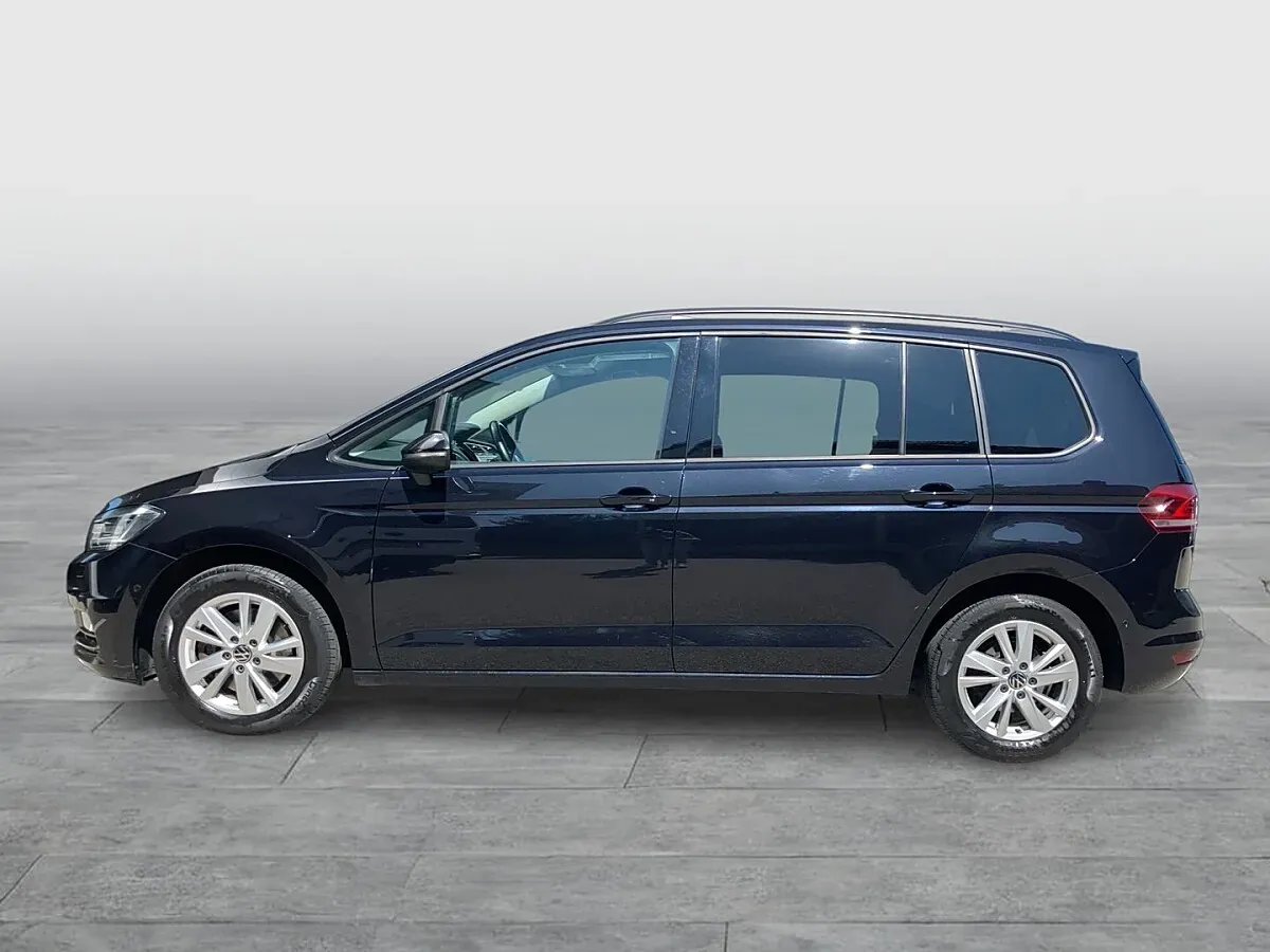 Volkswagen Touran 2021 photo 2