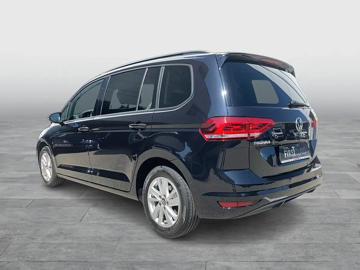 Volkswagen Touran 2021 photo 3