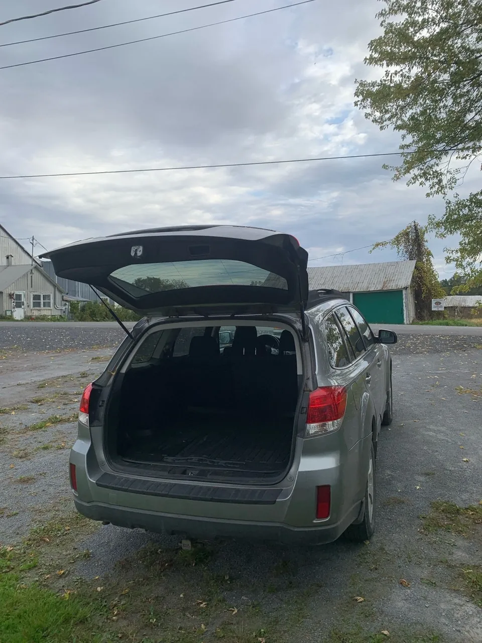 Subaru Outback 2011 photo 5