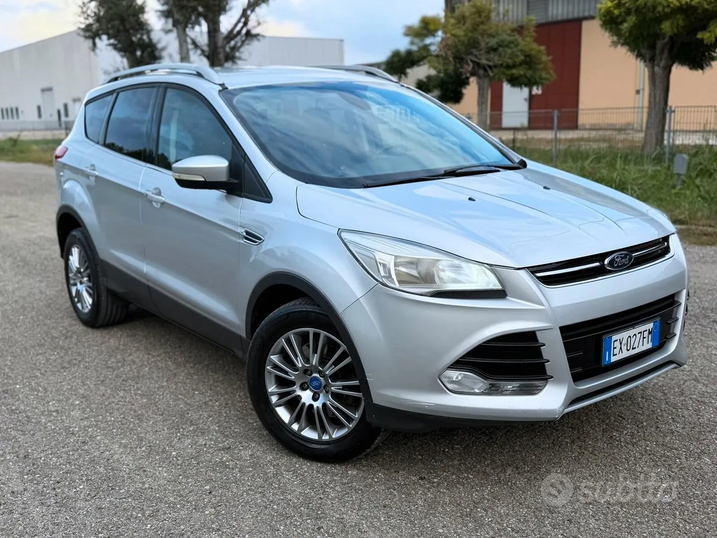 Ford Kuga 2014 photo 4