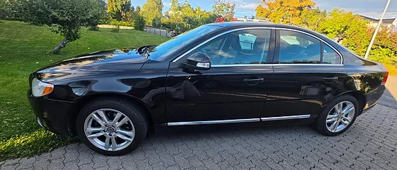 Volvo S80 2011 photo 2