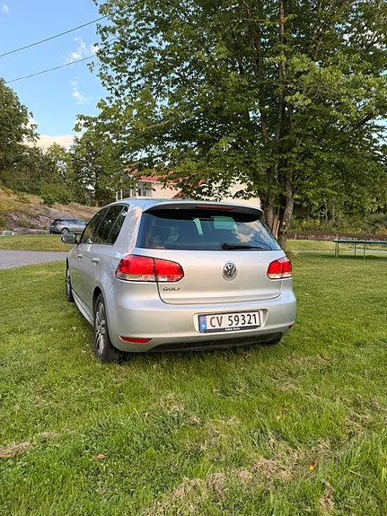 Volkswagen Golf 2011 photo 4