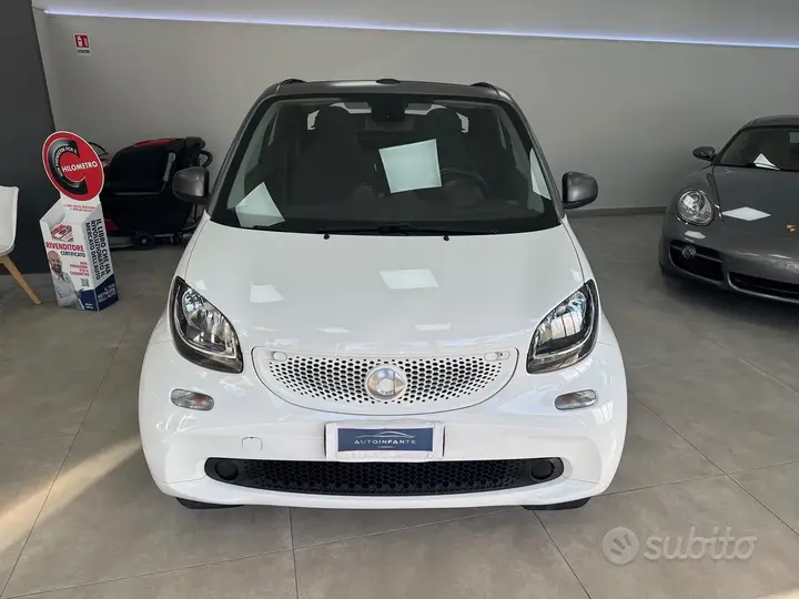 Smart Fortwo 2016 photo 2
