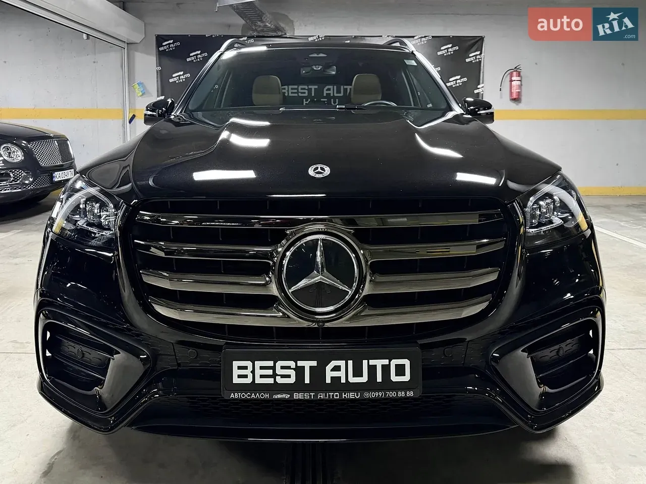 Mercedes-Benz Gls-Class 2024 photo 3