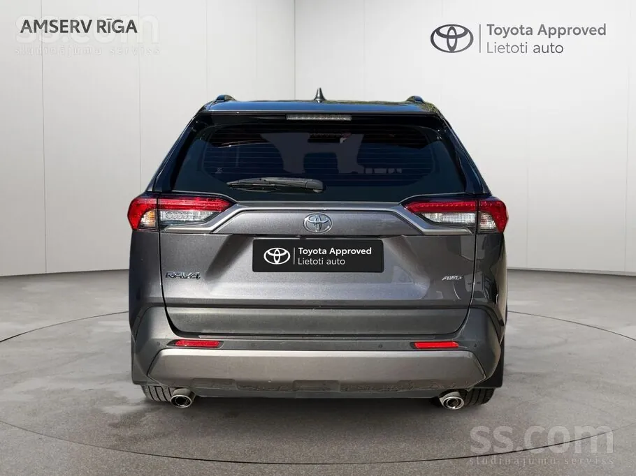 Toyota Rav4 2019 photo 4