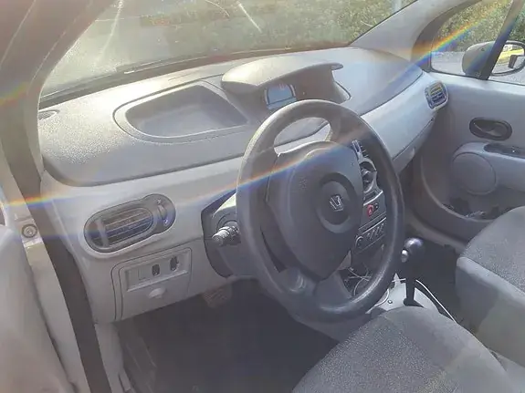 Renault Modus 2006 photo 3