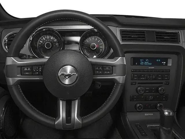 Ford Mustang 2013 photo 4