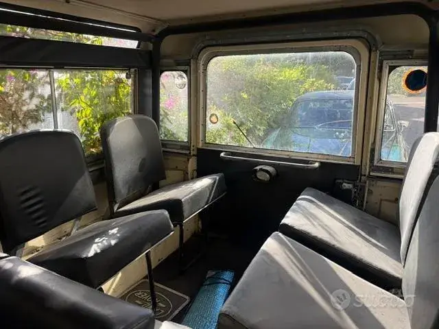 Land Rover 88 1976 photo 3