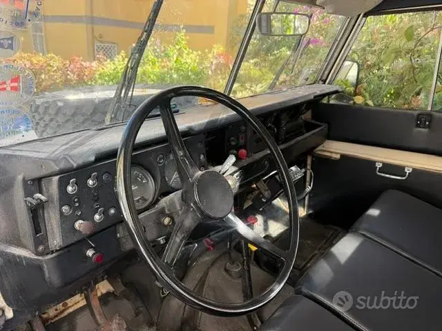 Land Rover 88 1976 photo 5
