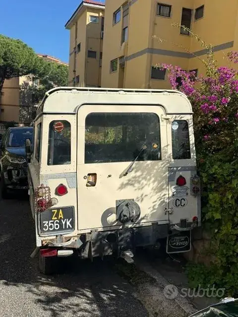 Land Rover 88 1976 photo 4