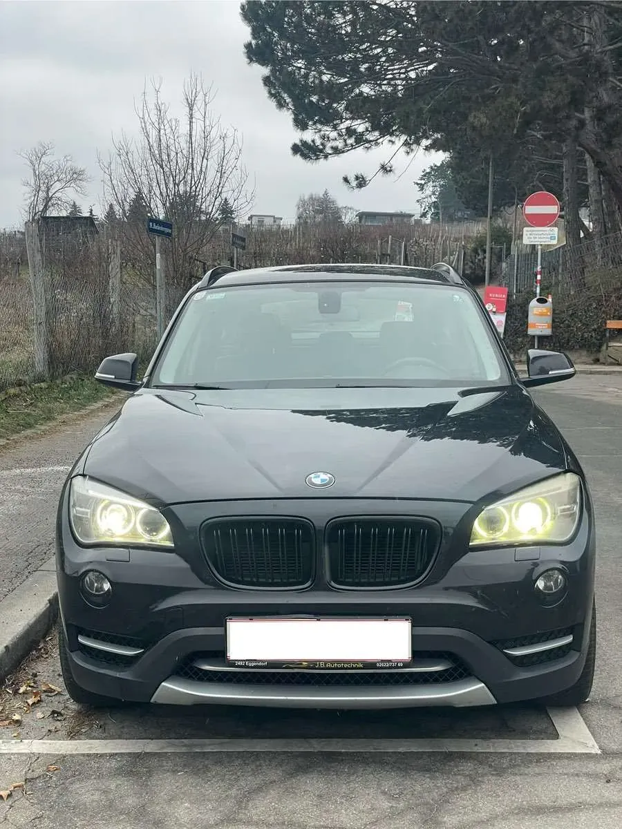 BMW X1 2013 photo 2