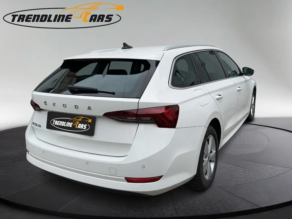 Skoda Octavia 2023 photo 3