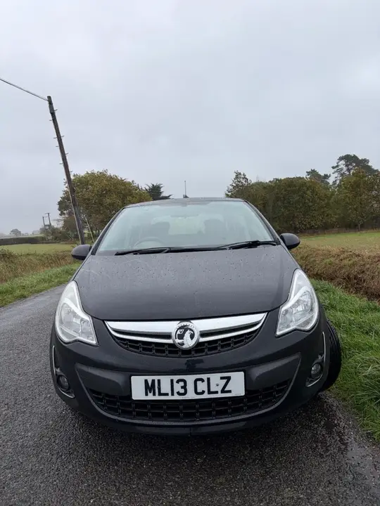 Vauxhall Corsa 2013 photo 2