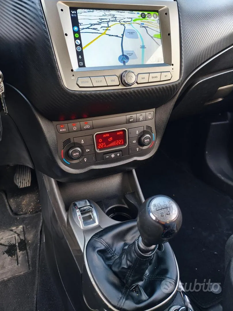 Alfa Romeo Mito 2010 photo 5