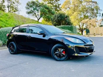 Mazda Axela 2013 photo 2