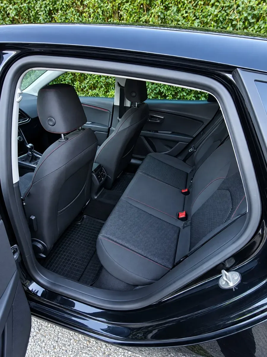 Seat Leon 2019 photo 2