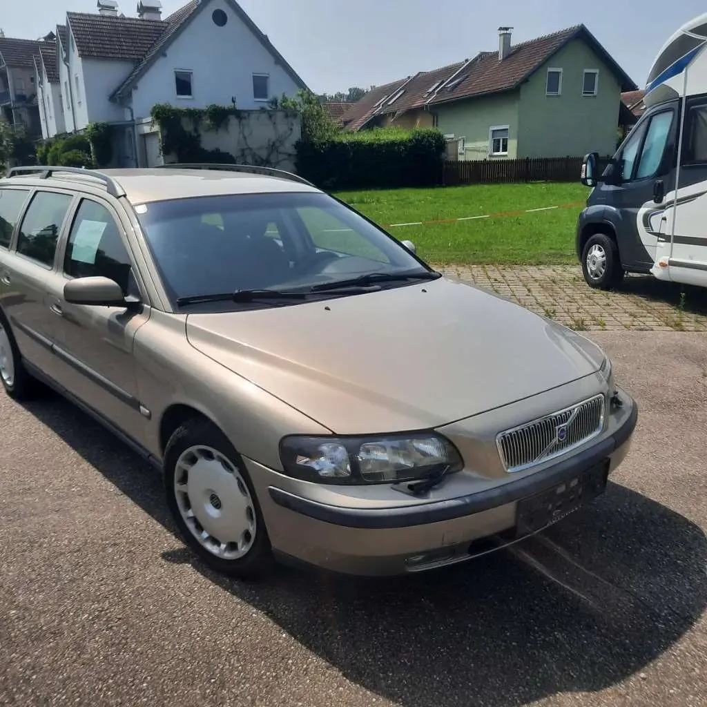 Volvo V70