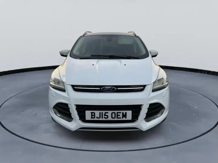 Ford Kuga 2015 photo 2