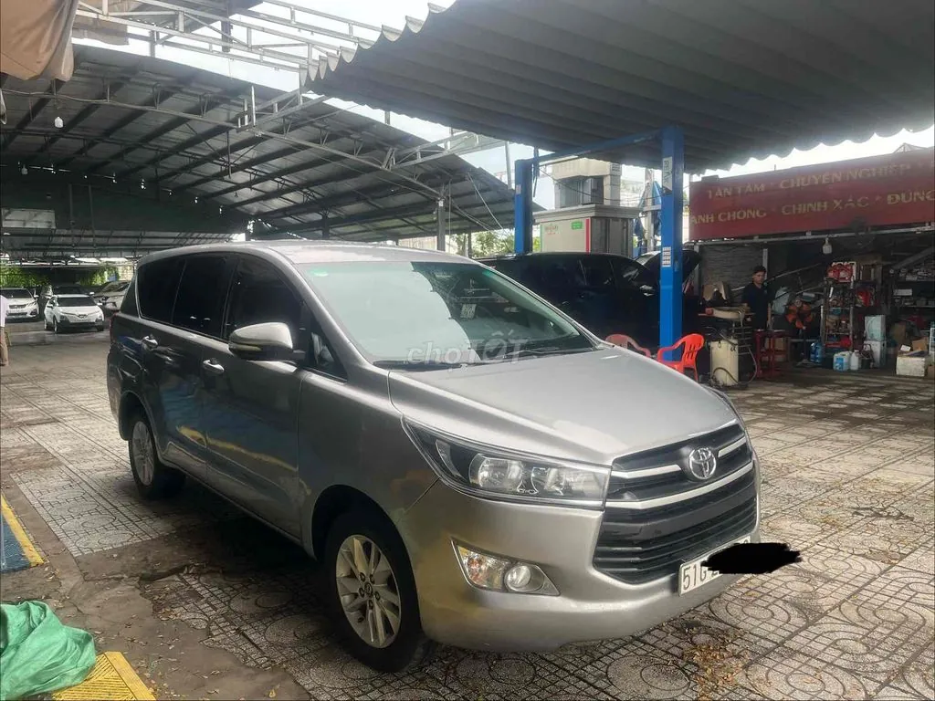 Toyota Innova 2017 photo 3