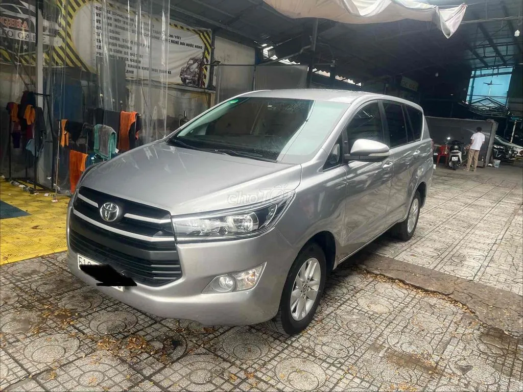 Toyota Innova 2017 photo 4
