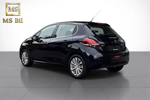 Peugeot 208 2016 photo 5